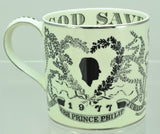 Rare Wedgwood Richard Guyatt Elizabeth II Silver Jubilee Oversize Mug 1977