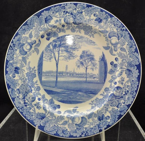 Rare Harvard University 1927 The Freshman Halls A Blue Wedgwood Plate