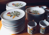 Hand Painted Italian Faience Harvest Wheat 40 Piece Dinner Service Pippo Cetona